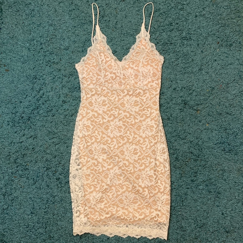 White lace dress